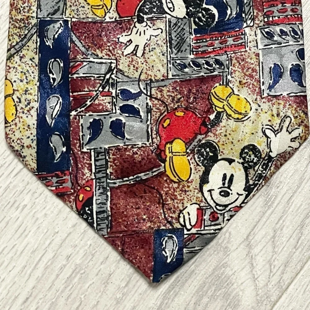 Mickey Mouse Disney‎ Vintage Character Necktie